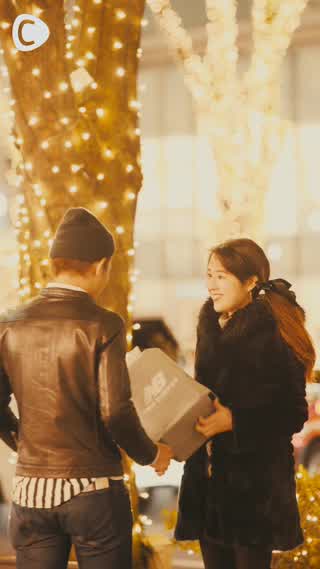 彼へのクリスマスプレゼントはニューバランスのシューズ♡