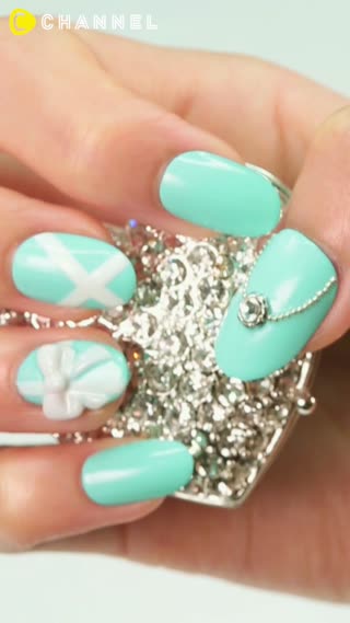 ทิฟฟานี่เนลอาร์ทสวยงามเรียบหรู