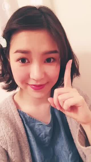 スッキリかわいい印象に！前髪を三つ編みでアレンジ！