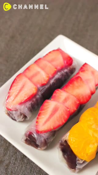 Fruits Spring Rolls