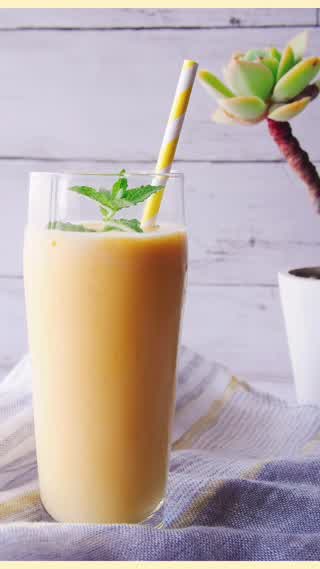 カレーの日には飲みたくなるなる！濃厚マンゴーラッシー!!