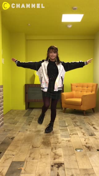 カナエ×C CHANNELの即興ダンス③