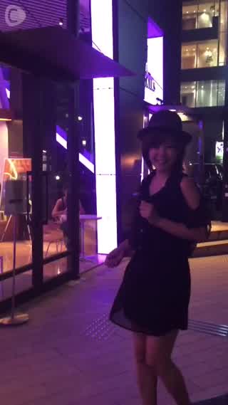 ベンツのショールーム併設！オープンテラスもおすすめカフェ