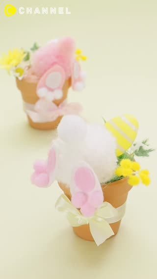 Easter Decor: Fluffy Bunny Flower Pot