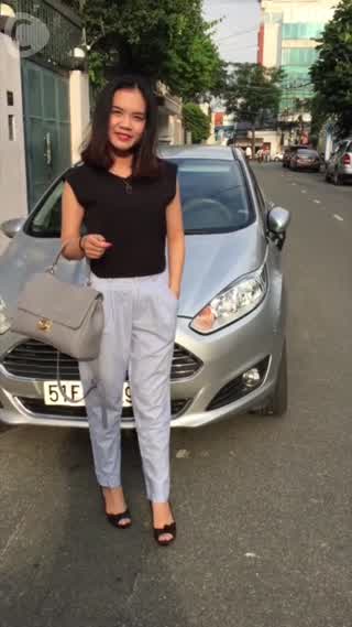 【ベトナム最新情報】バギーパンツで楽ちんオフィスコーデ♪