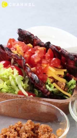 No Tortilla! Lattice Bacon Tacos