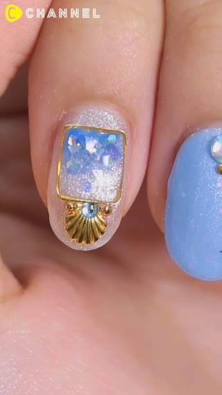 Cute Perfume Bottle Nail Art