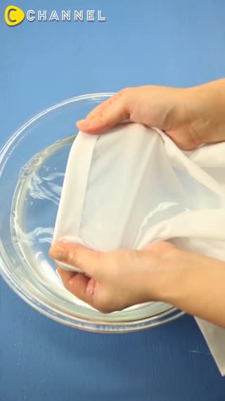 HOW TO REMOVE PEN STAINS FROM CLOTHING