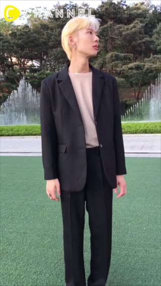 お気に入りのワイドスーツコーデ