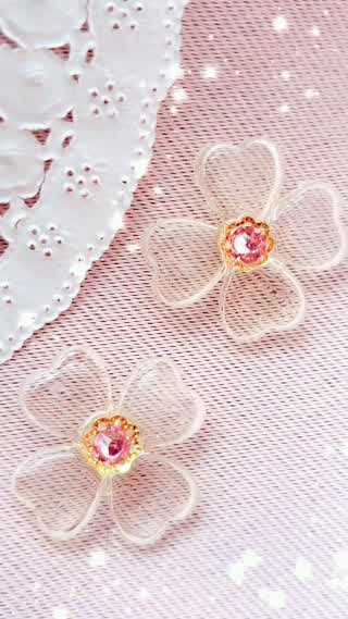 【アクセサリーパーツDIY】クリアフラワー×♡の花びら