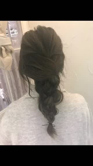 簡単！ゆるふわ三つ編みアレンジ