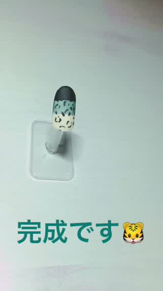 1分で！誰でも簡単にできるヒョウ柄ネイル！