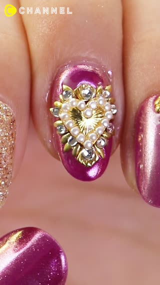 Dolce&Gabbana Heart and Bijou nail