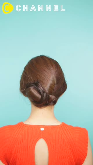 มวยผมแบบมีกิมมิคสวยเก๋ ทำง่ายๆแค่เพียงทว