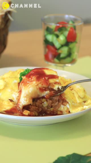 เทคนิคทำข้าวห่อไข่แบบมือโปร