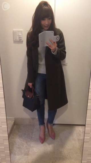 肌寒いのでコートデビュー！EBELE MOTIONのカーキチェスターコーデ！