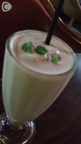 渋谷・宇田川カフェの落ち着いた空間で癒される♡