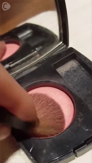 愛用のシャネルチーク