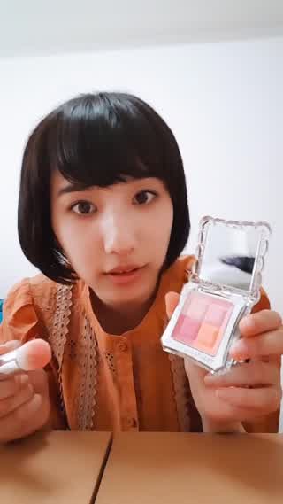 便利なJILL STUARTのチーク