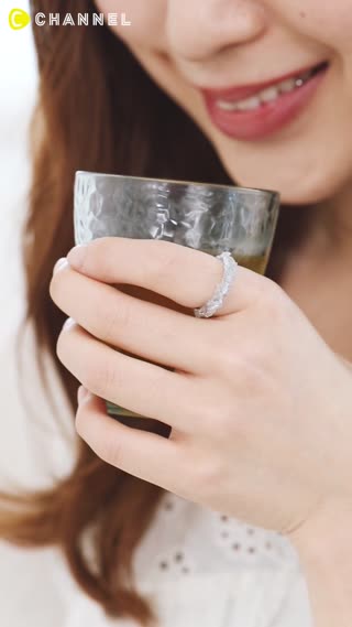 DIY Sparkling Ring