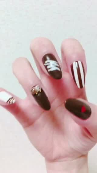 バレンタインにオススメ！瞳流チョコレートネイル