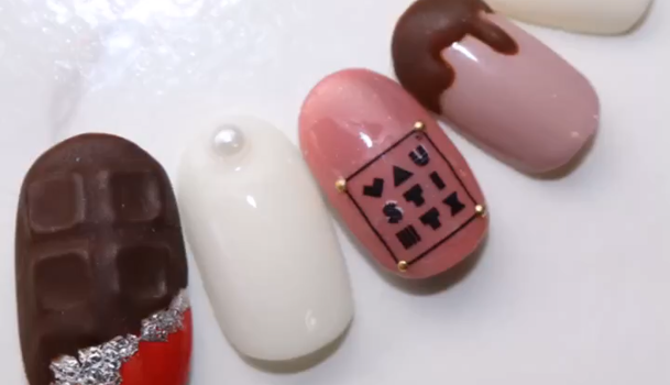 バレンタインにおすすめ 板チョコネイル C Channel