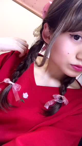 リボンを使ったヘアアレンジ《くるりんぱ三つ編みhair》