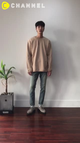 【韓国ファッション情報】ベージュが決め手の落ち着きコーデ
