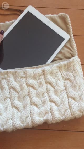 冬先取りのクラッチバッグに合うオススメコーデ