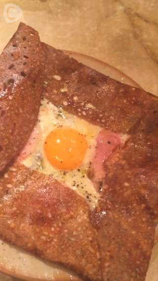 表参道の隠れ家☆お洒落なガレット屋さん《La Fee Delice》