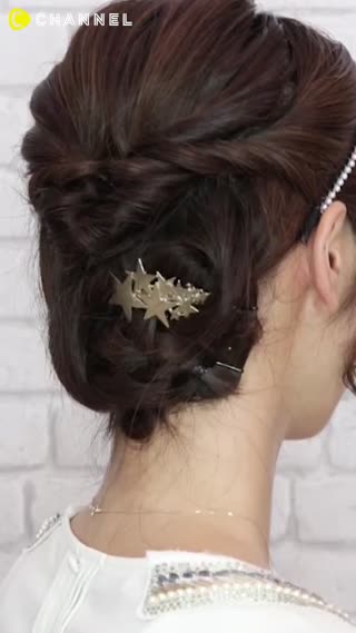 Membuat Rambut Kepang Elegan