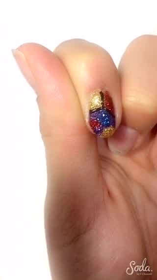 【 ステンドグラス風ネイル 】