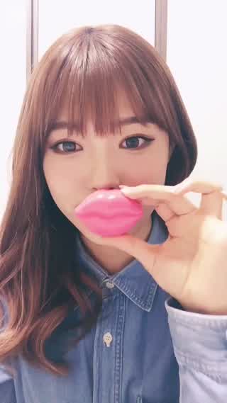 大人気の韓国コスメからリップスクラブをご紹介！乾燥から唇を守れ！