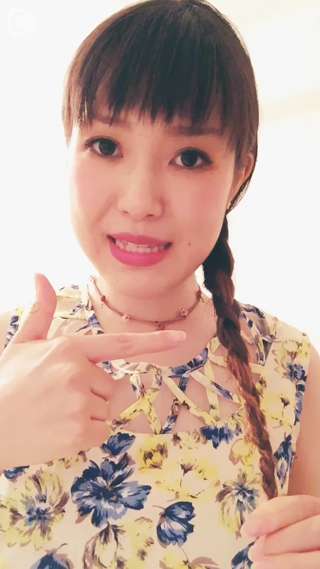 楽カワイイ！サイド三つ編みおだんごヘアで大人っぽくしよ♡