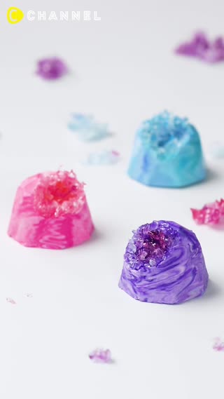 Sparkling Geo Dome Mousse✨