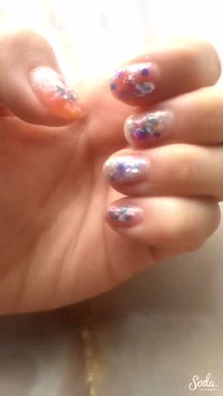 100均ダイソーでできる！天然石風のセルフネイル！