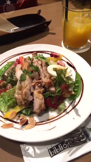 天神ランチ★カフェ&ブックス ビブリオテーク 福岡天神店