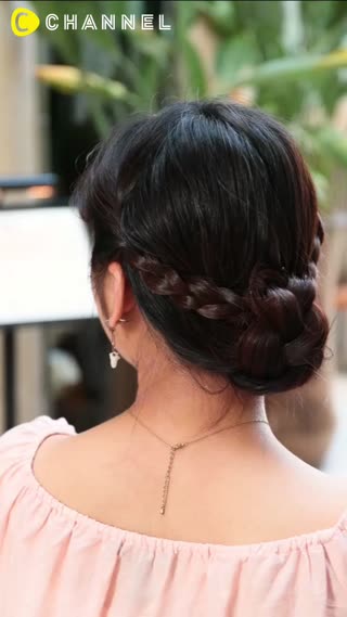 運用人人都會的三股編～簡單打造優雅盤髮