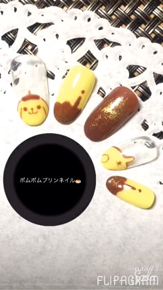 ポムポムプリンネイルで指先にもかわいい癒やし！セルフネイルデザイン