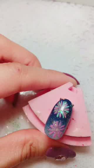 キラキラ！花火ネイル！