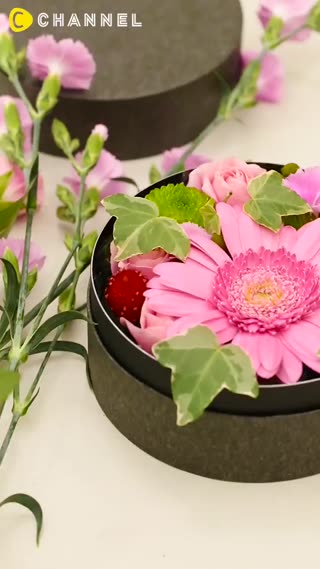 用禮物盒來插花吧～創意的禮物盒