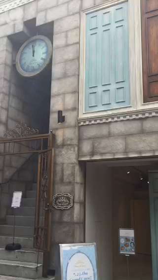 The magic castle turns up in Harajuku<3 