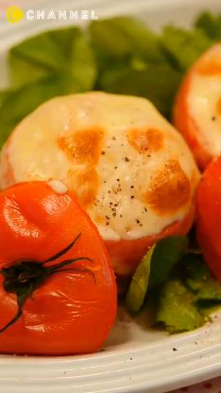 使用了整顆番茄！融化♡番茄燒起司飯