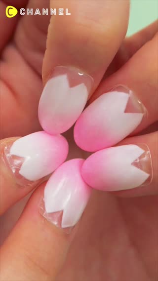 เริ่มต้นวิชาทำเล็บด้วยตัวเองง่าย ๆ