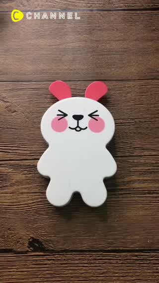 誤入叢林的粉紅耳俏皮兔～彩妝盒