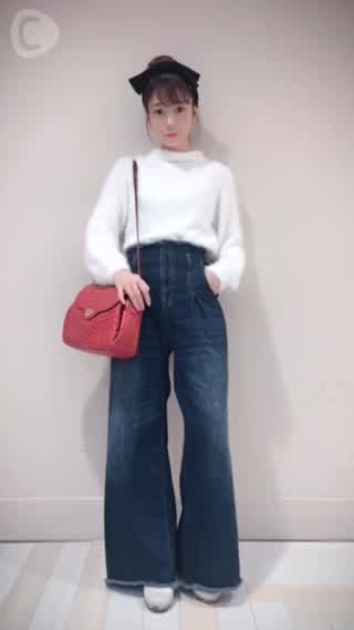 着るだけで女子力UPニット♡