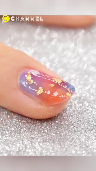 ดับลมร้อน ด้วยสีเล็บสบายตา