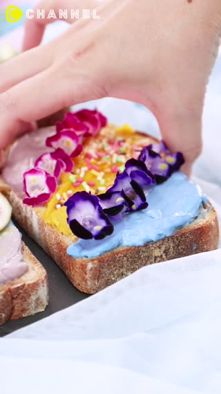 เมอร์เมดชีสโทสต์ อร่อยได้กลิ่นอายของทะเล