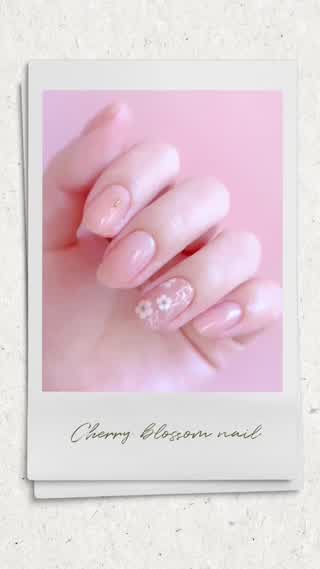 ネイルシールで簡単‼️なのに凝って見えるシンプル桜ネイル🌸
