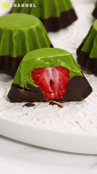 Matcha Strawberry Chocolate